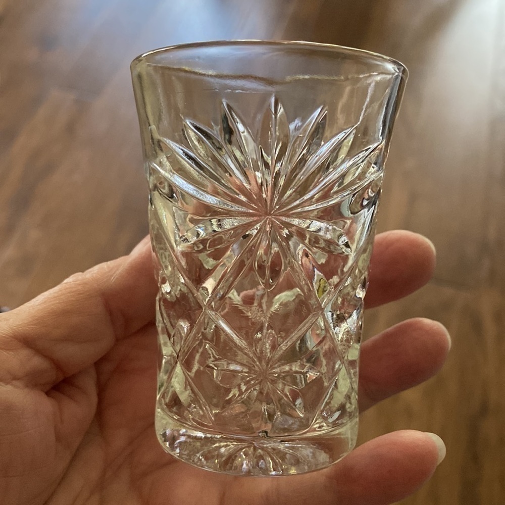 4~VINTAGE~ANCHOR HOCKING~FLARED OATMEAL~JUICE GLASSES~ PRESCUT~USA~LIKE NEW~G13